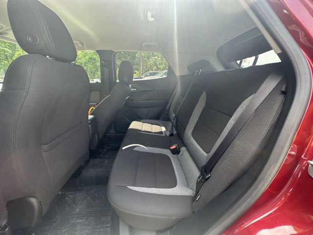 Used 2024 Chevrolet TrailBlazer LT w/ Convenience Package AWD/4WD image 27