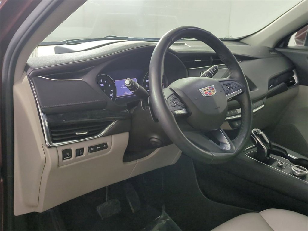 Used 2023 Cadillac XT4 Premium Luxury w/ Technology Package image 10