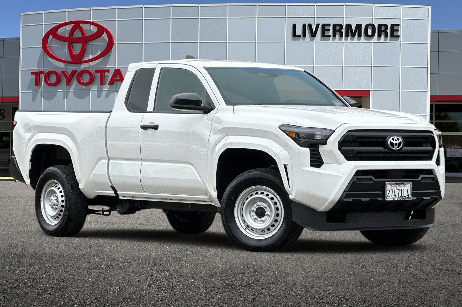 Certified 2026 Toyota Tacoma SR AWD/4WD image 2