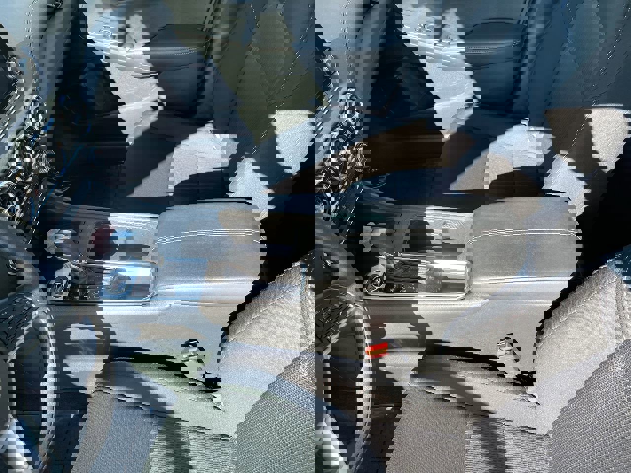 Used 2023 Nissan Sentra SV image 34