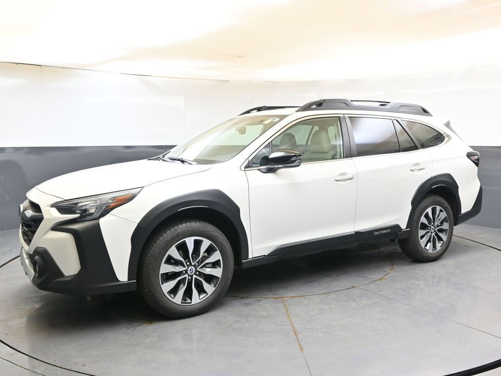 Certified 2025 Subaru Outback Limited AWD/4WD image 2