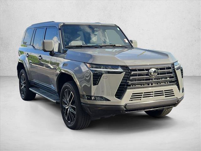 Used 2024 Lexus GX 550 w/ Cold Area Package AWD/4WD image 3