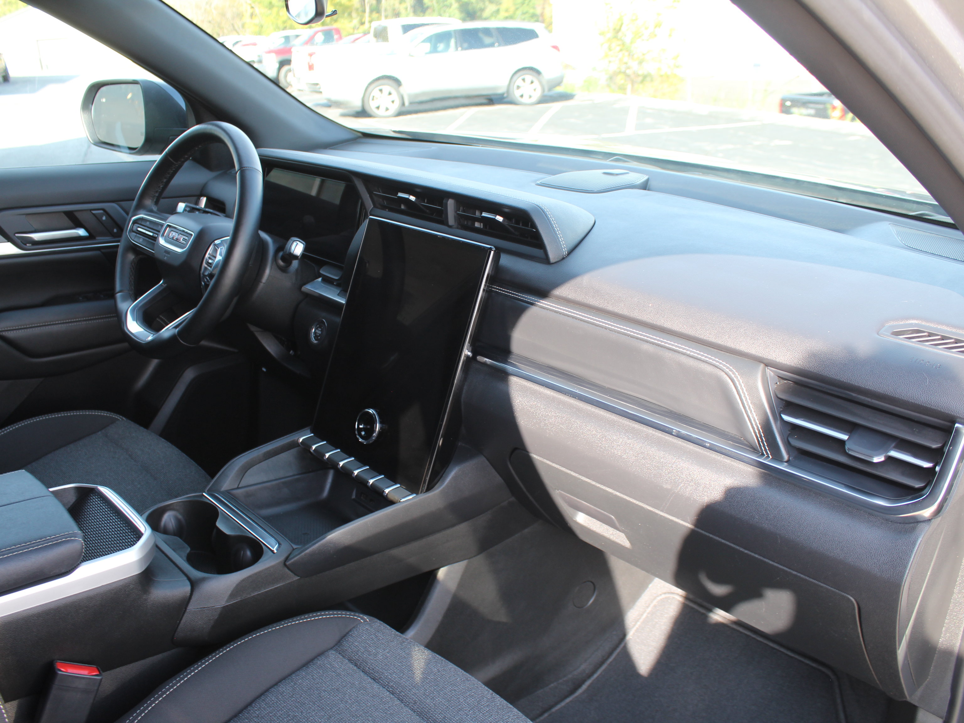 Used 2026 GMC Terrain Elevation FWD image 27