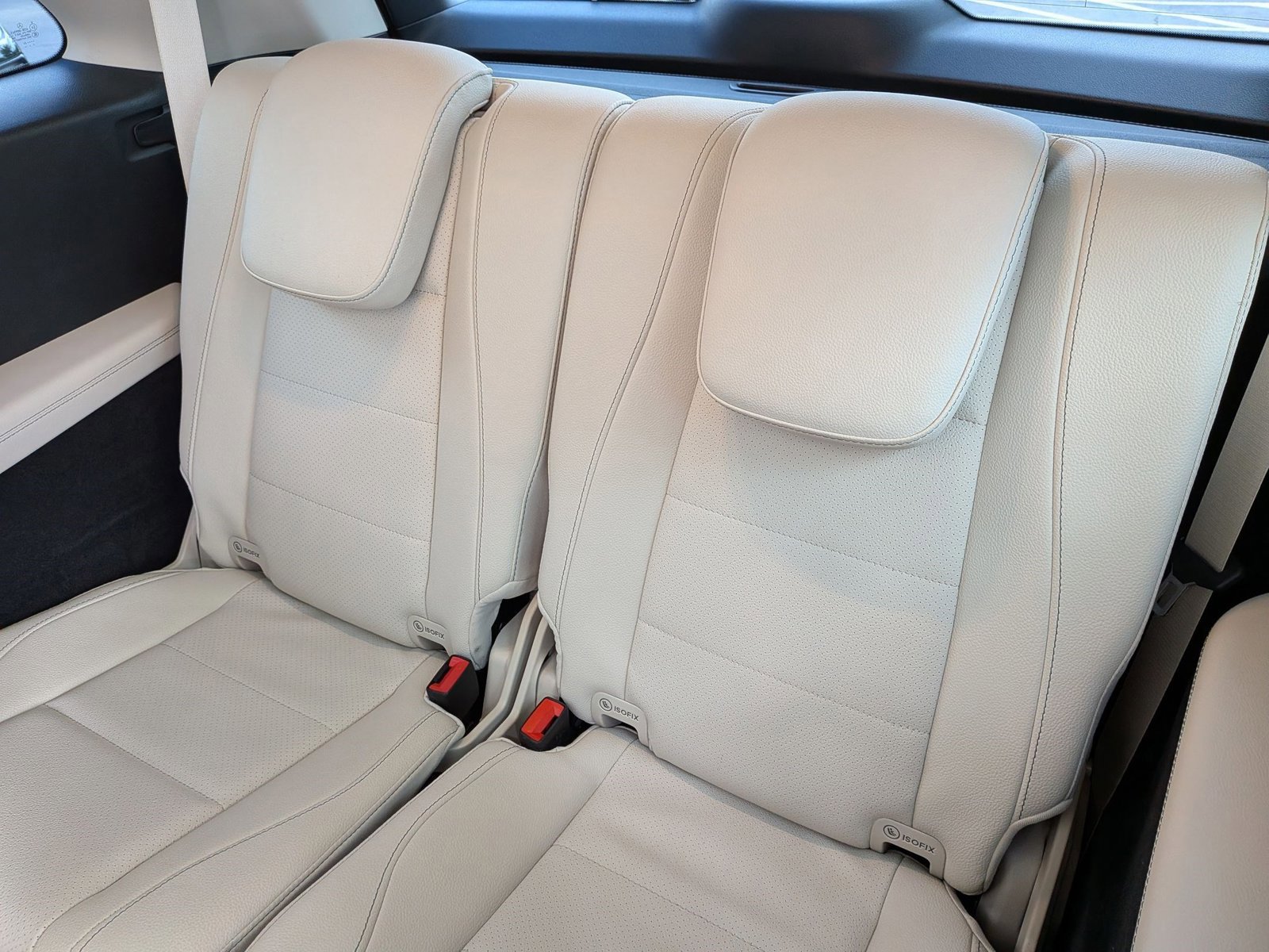 Used 2023 Mercedes-Benz GLS 450 4MATIC image 17