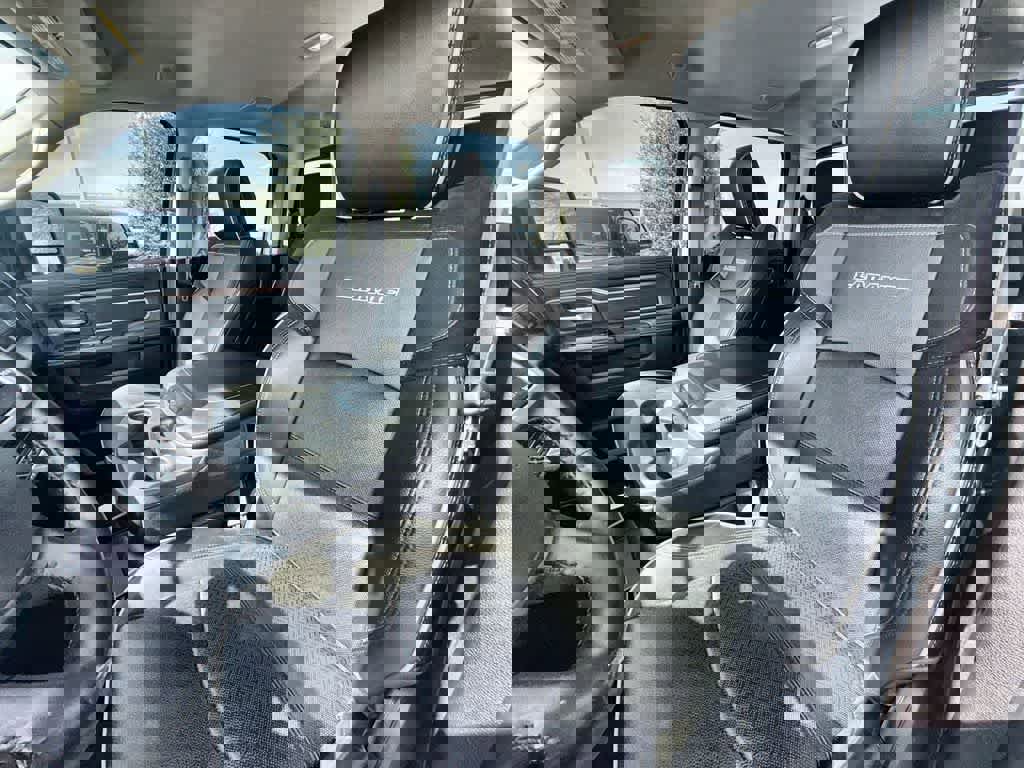 Used 2024 RAM 2500 Laramie image 11