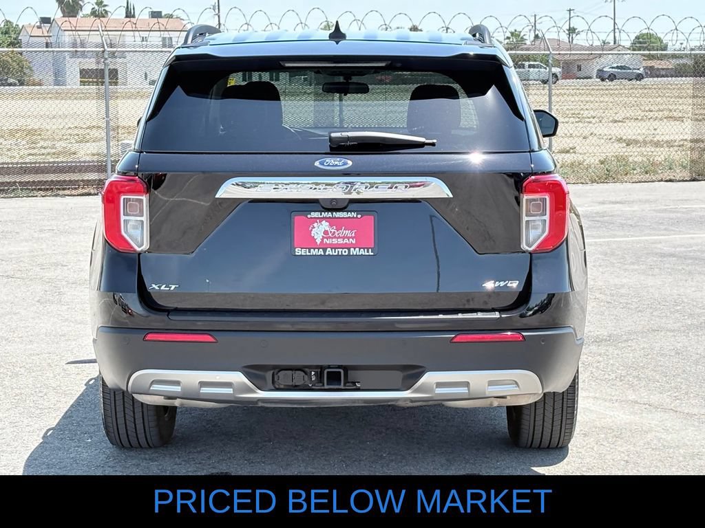 Used 2023 Ford Explorer XLT w/ Equipment Group 202A AWD/4WD image 6