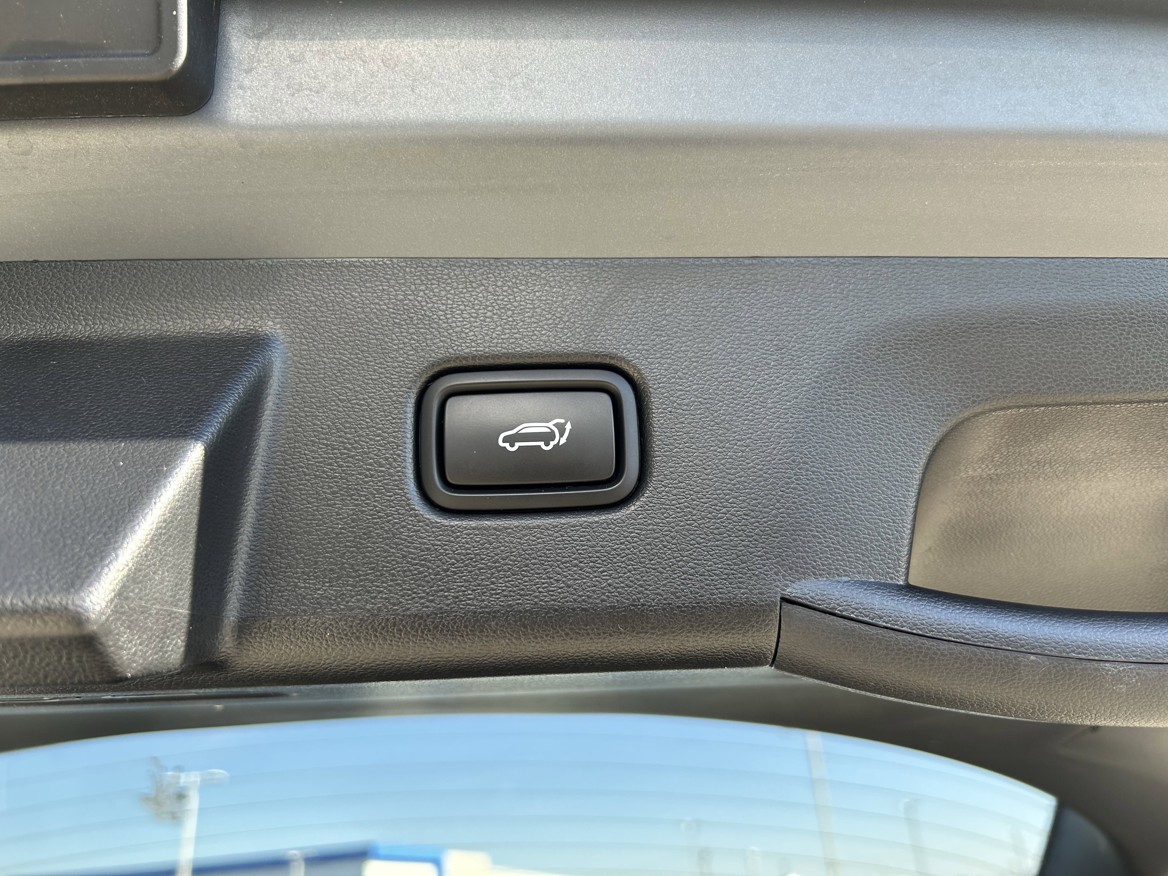 Used 2025 Hyundai Tucson Limited image 30