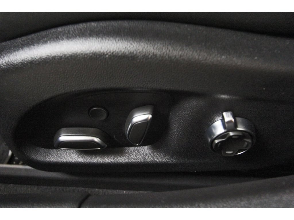 Used 2026 Cadillac CT5 V w/ Technology Package RWD image 28