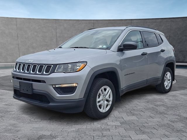 Used 2019 Jeep Compass Sport w/ Cold Weather Group AWD/4WD image 4