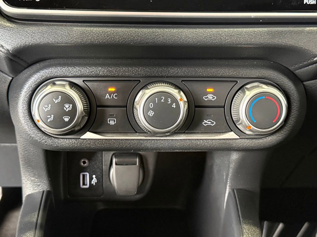 Used 2024 Nissan Versa S w/ Trunk Package FWD image 28