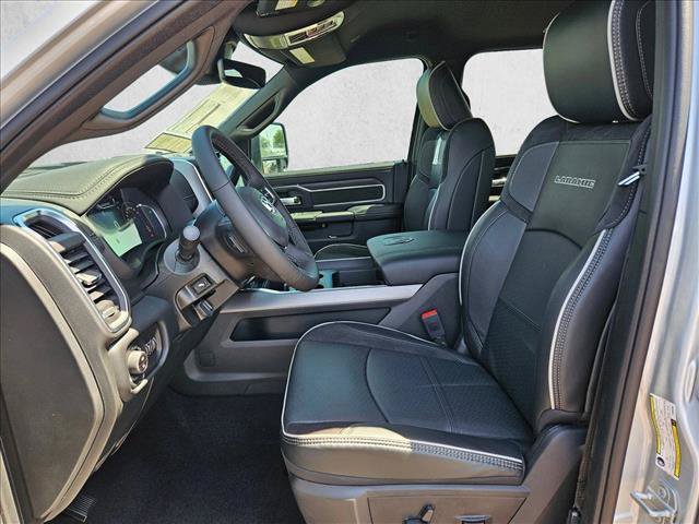 New 2026 RAM 2500 Laramie w/ Night Edition AWD/4WD image 4
