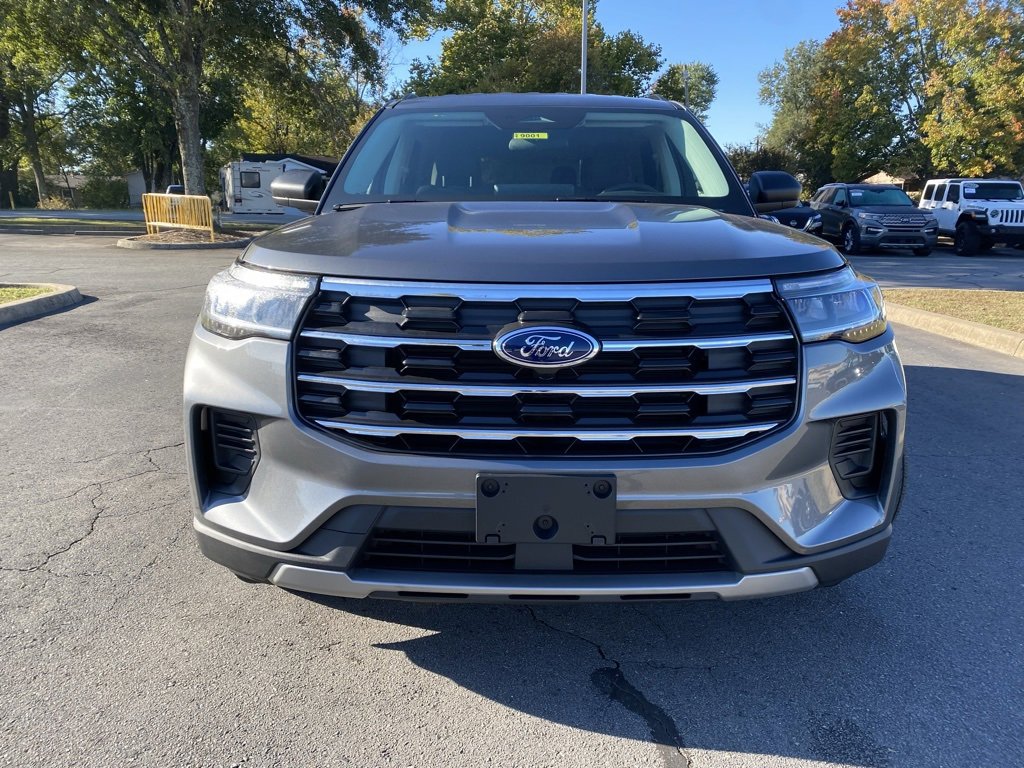 New 2026 Ford Explorer Active image 2