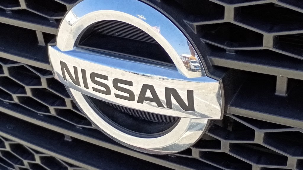 Used 2022 Nissan Titan SV w/ SV Convenience Package AWD/4WD image 16
