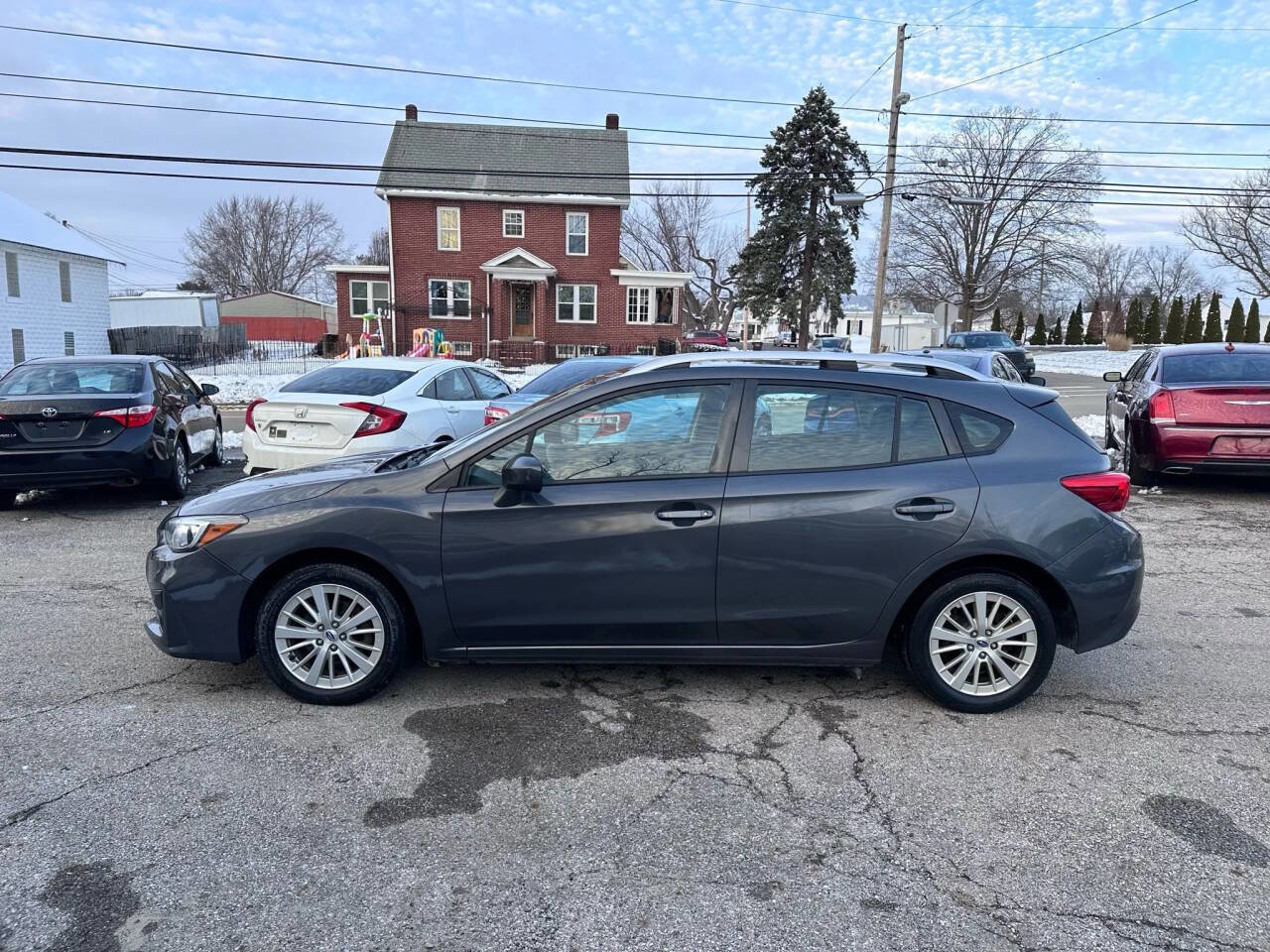 Used 2018 Subaru Impreza 2.0i Premium image 5