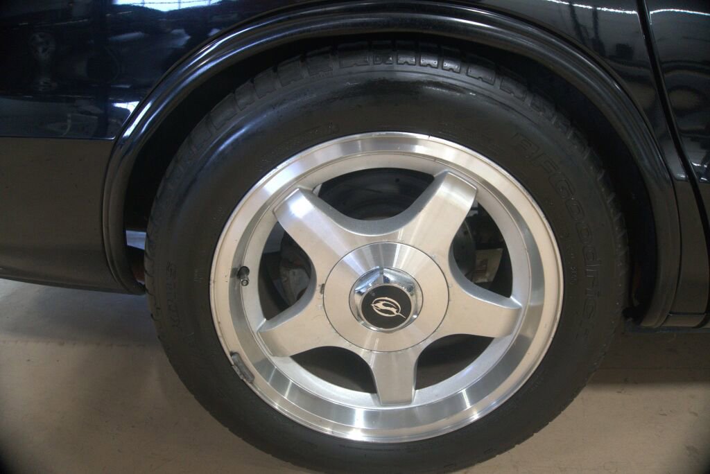 Used 1994 Chevrolet Impala SS image 36
