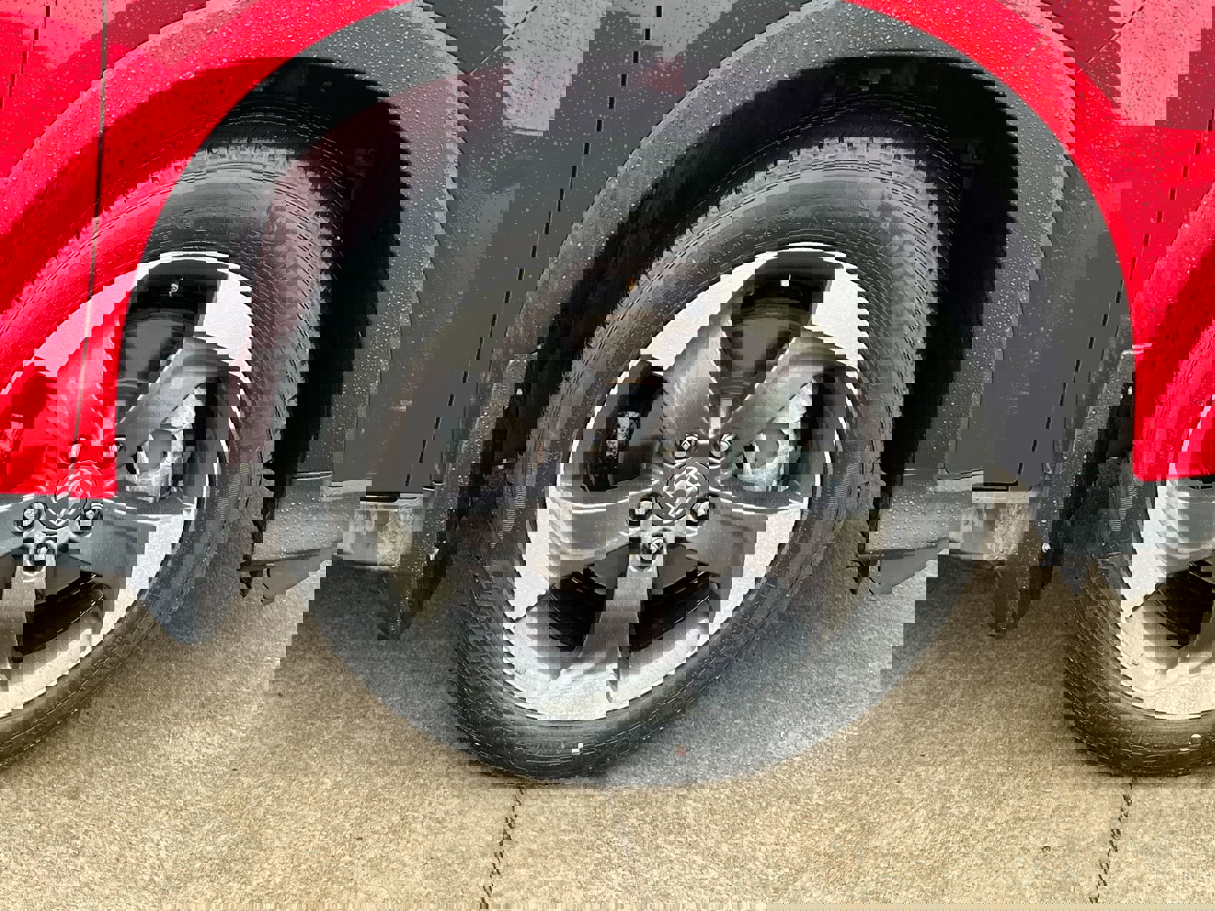 Used 2018 Honda HR-V EX image 10