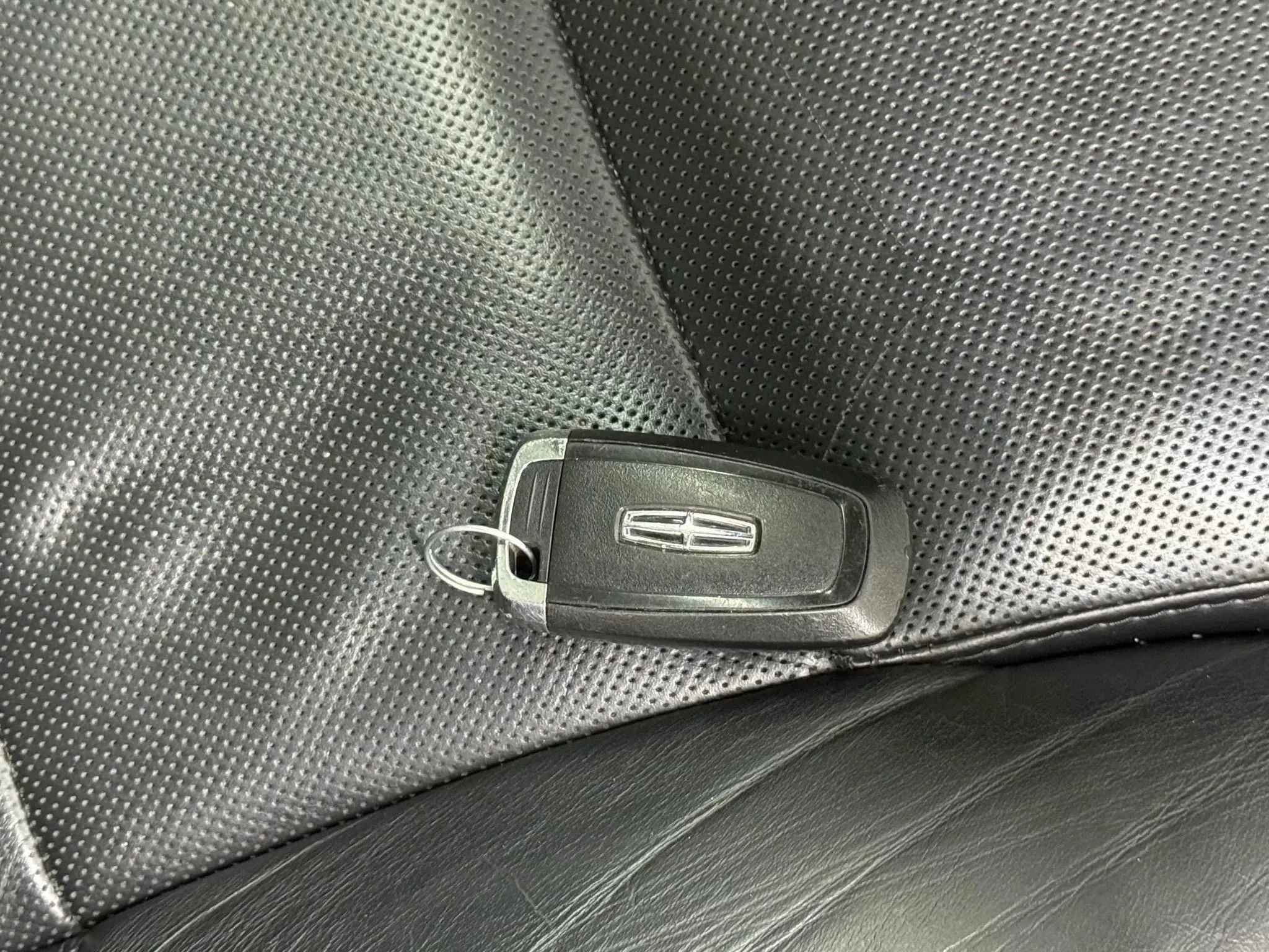 Used 2021 Lincoln Navigator Reserve w/ Luxury Package image 48