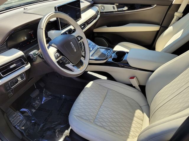 Certified 2022 Lincoln Nautilus Black Label w/ Class II Trailer Tow Package image 12