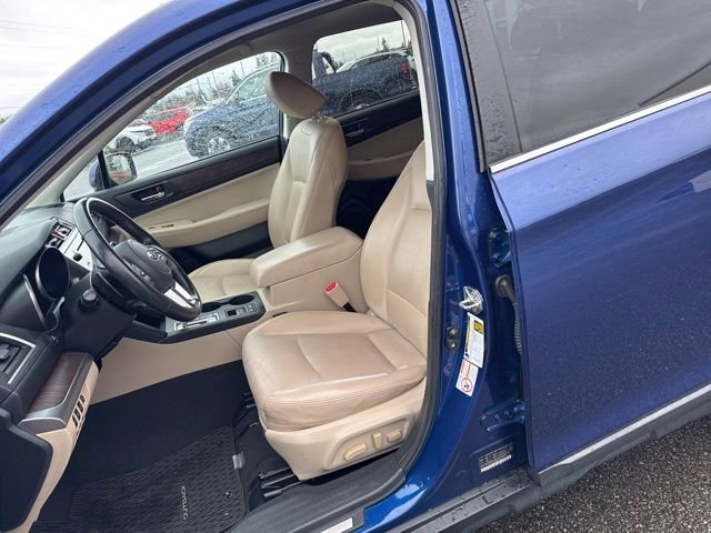 Used 2016 Subaru Outback 2.5i Limited image 13