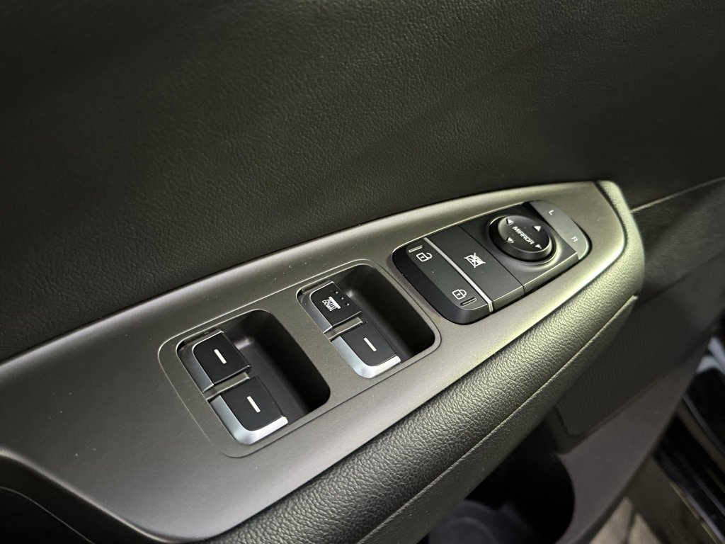 Used 2020 Kia Optima LX image 22