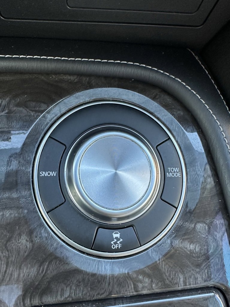 Used 2022 Nissan Armada Platinum w/ Captain's Chairs Package image 21