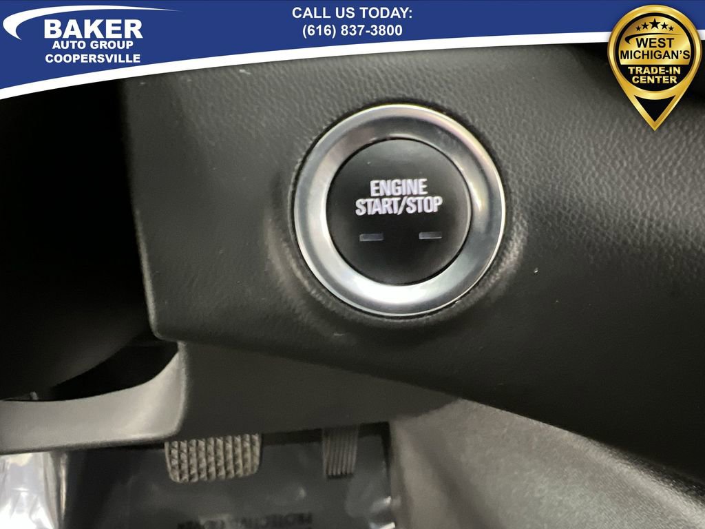 Used 2022 GMC Terrain SLE w/ Driver Convenience Package image 18