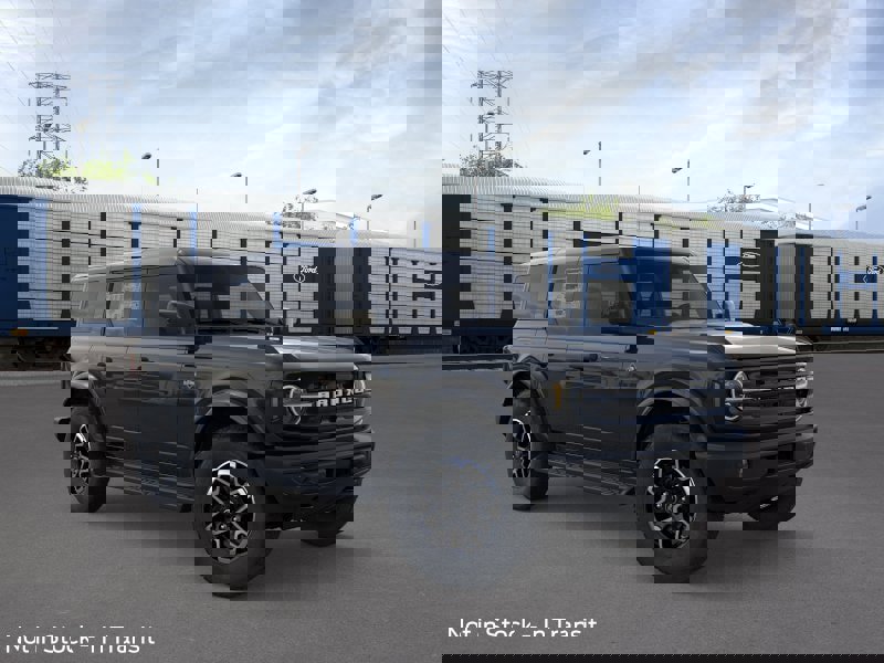 New 2026 Ford Bronco Outer Banks AWD/4WD image 7