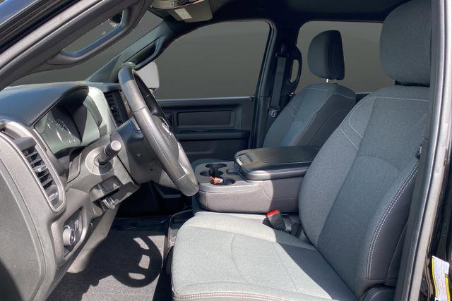 Used 2024 RAM 2500 Tradesman w/ Chrome Appearance Group image 25