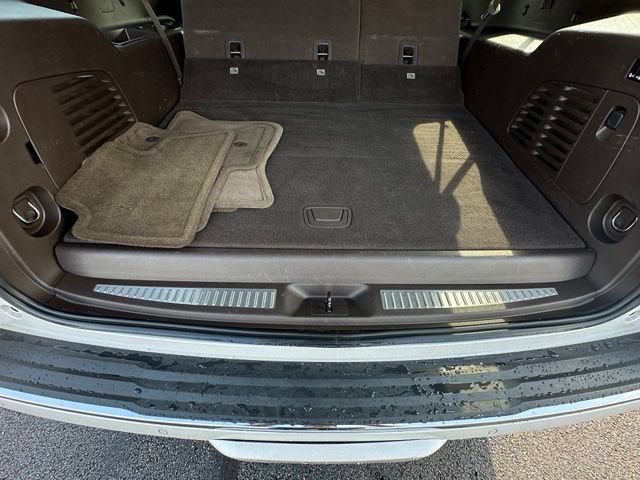 Used 2016 GMC Yukon XL Denali w/ Open Road Package AWD/4WD image 15