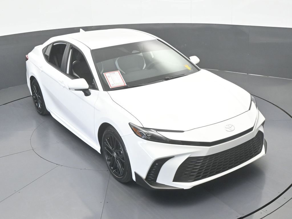 Used 2026 Toyota Camry SE image 55