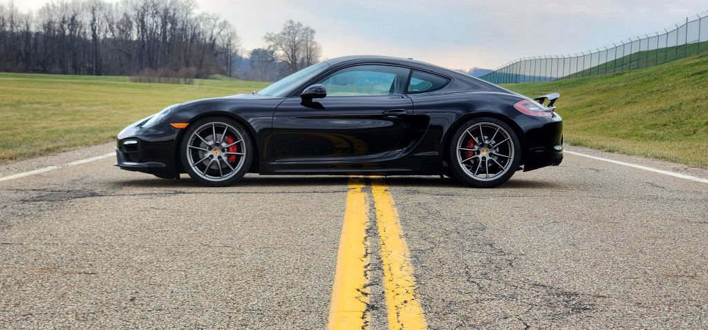Used 2015 Porsche Cayman GTS image 5