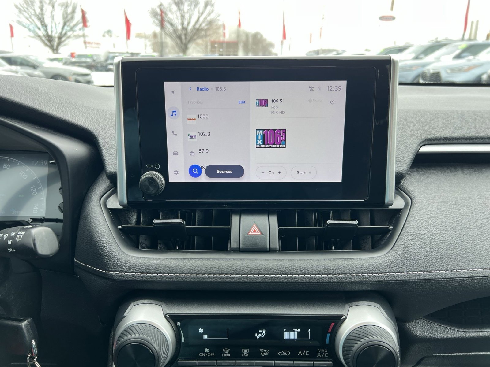 Used 2023 Toyota RAV4 LE image 17