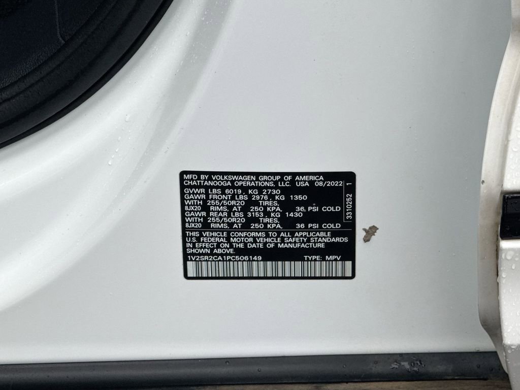 Used 2023 Volkswagen Atlas SEL R-Line image 26