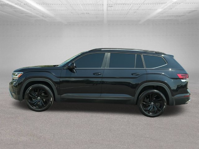 Used 2023 Volkswagen Atlas SE w/ Panoramic Sunroof Package FWD image 4