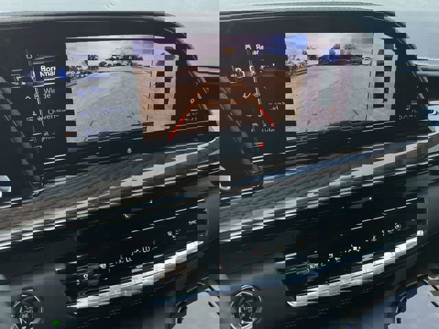 Certified 2023 Cadillac Escalade ESV Sport Platinum image 19