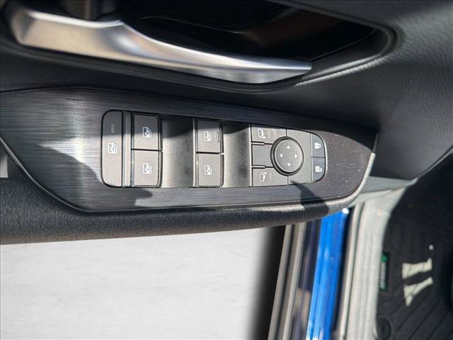 Used 2025 Nissan Kicks SV FWD image 12