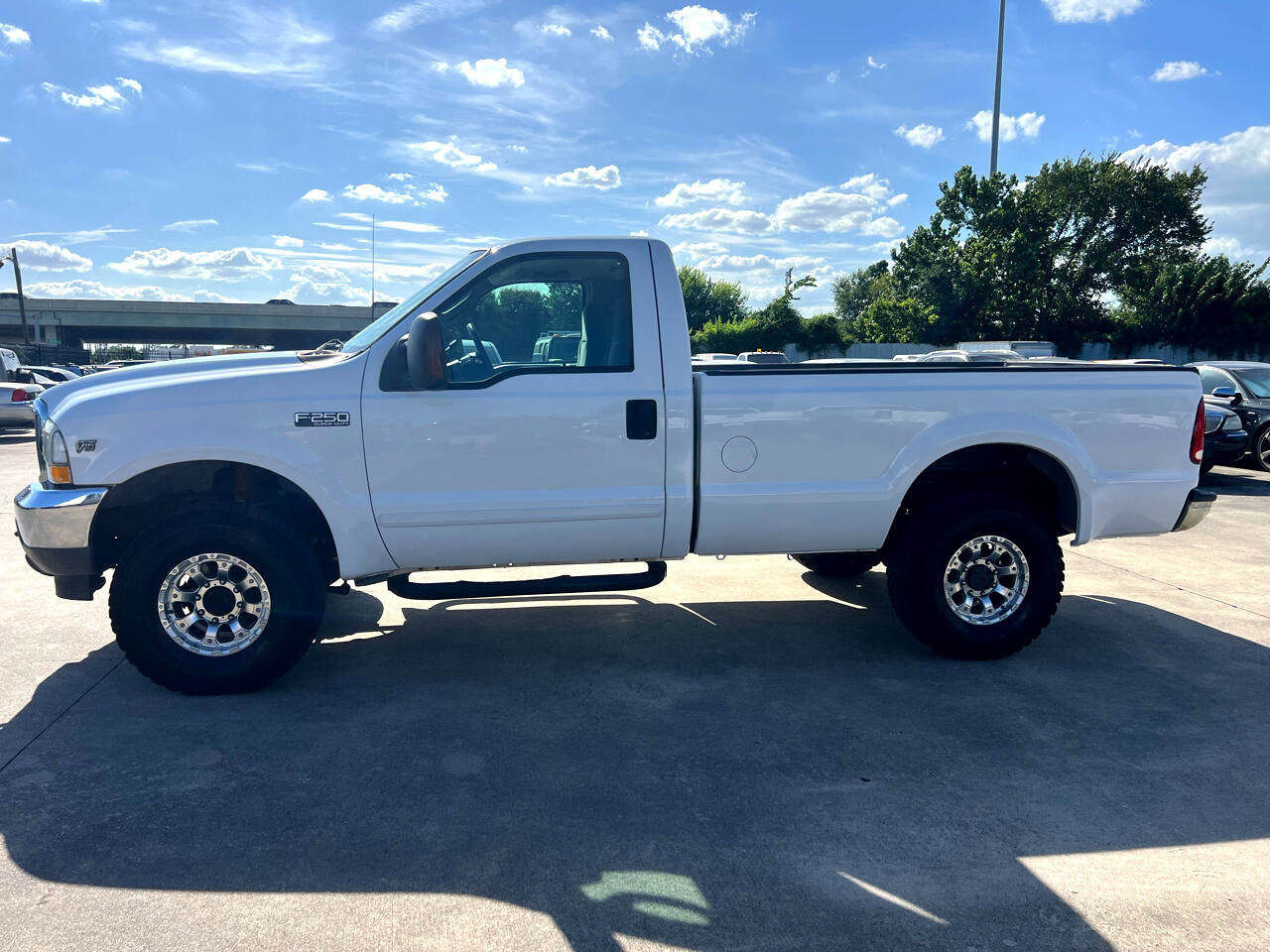 Used 2003 Ford F250 XL image 4