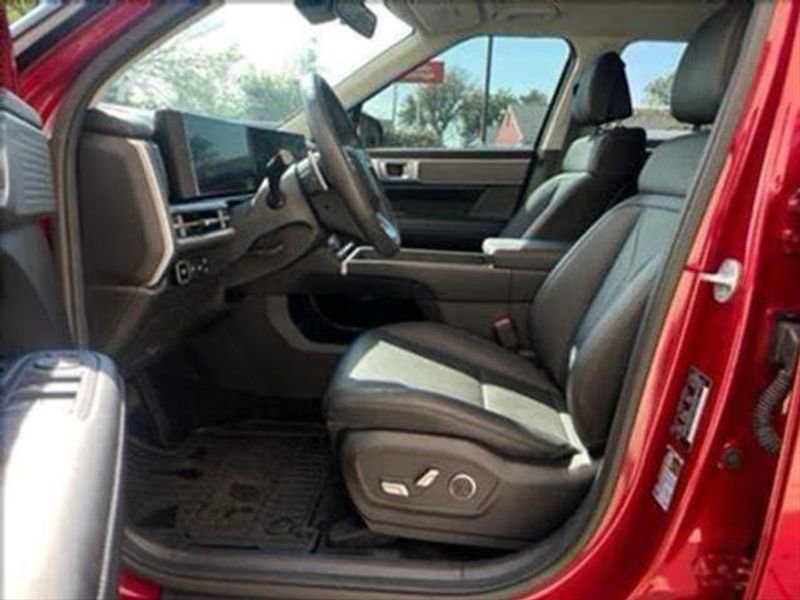 New 2025 Hyundai Santa Fe XRT image 11