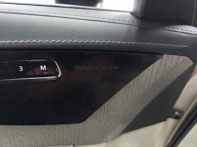 Certified 2024 Volvo XC90 B6 Ultimate w/ Protection Package Premier image 18