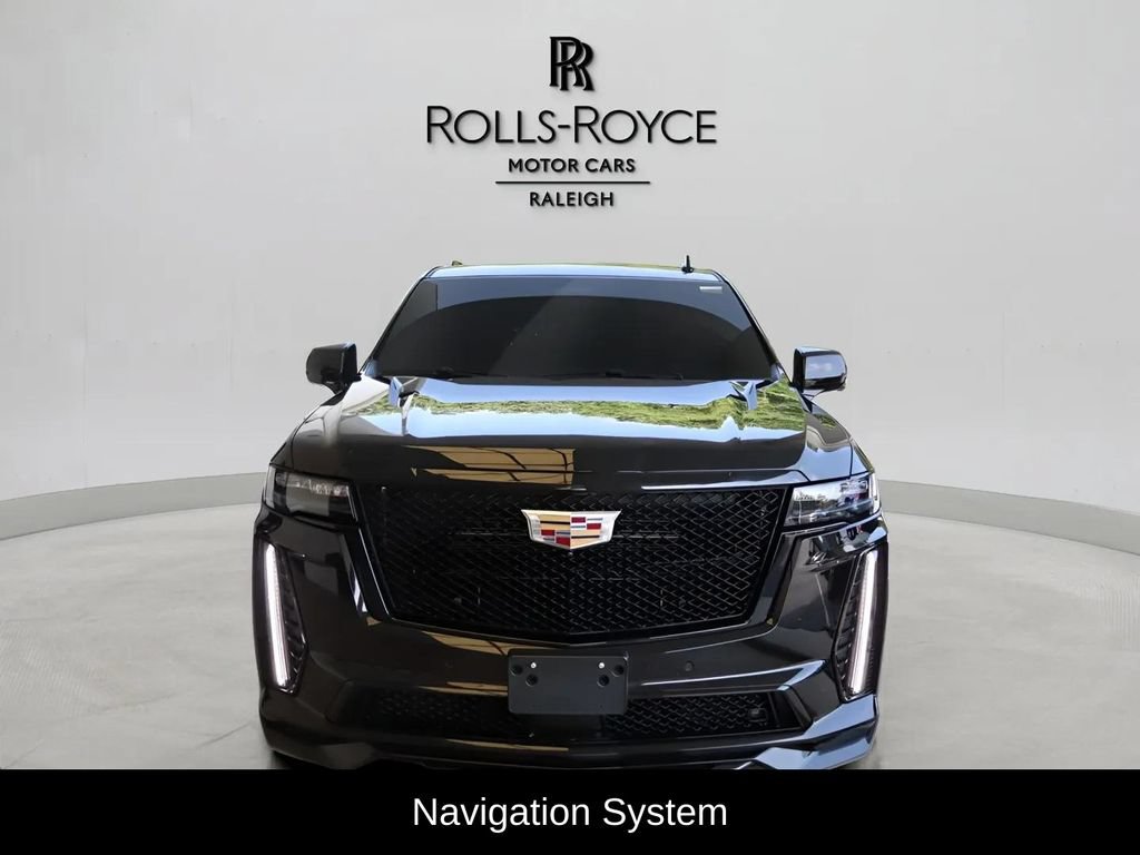 Used 2023 Cadillac Escalade ESV V AWD/4WD image 3
