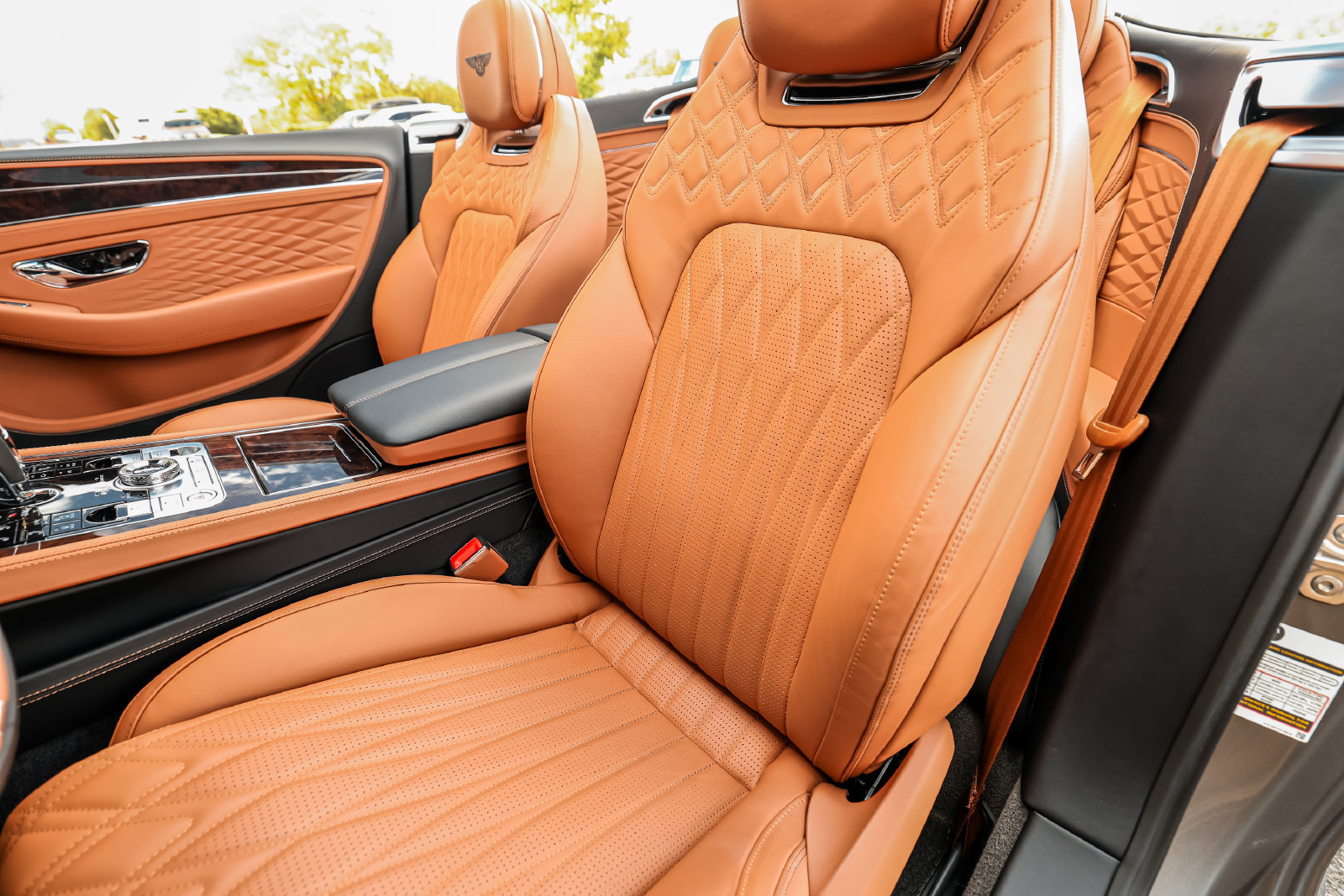 Certified 2026 Bentley Continental GT Azure AWD/4WD image 28