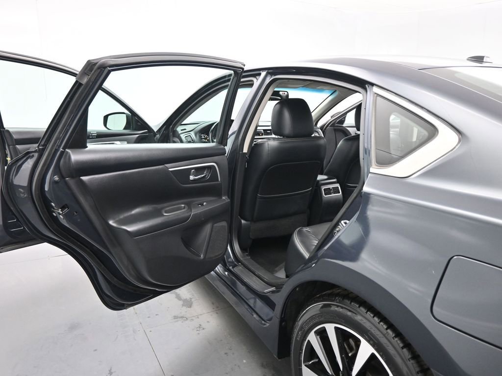 Used 2018 Nissan Altima 2.5 SL image 16