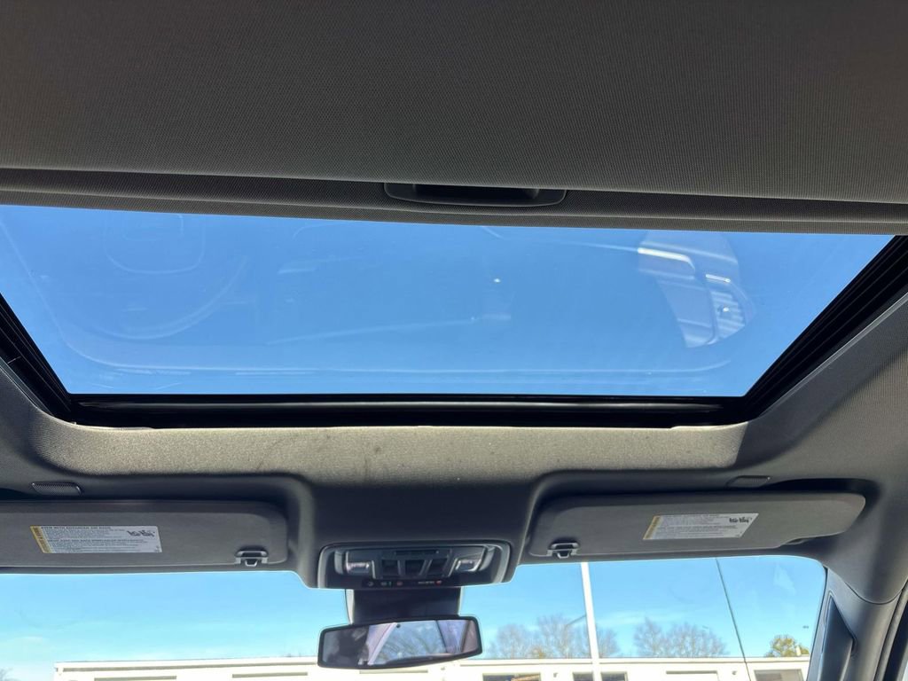 New 2026 GMC Sierra 1500 SLT w/ SLT Premium Plus Package image 11