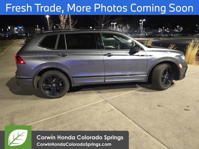 Used 2023 Volkswagen Tiguan SE R-Line image 8