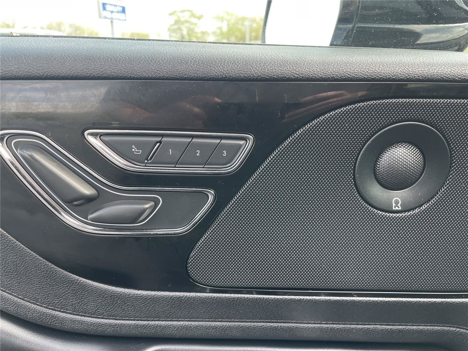 Used 2023 Lincoln Aviator Reserve AWD/4WD image 10