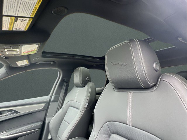 New 2026 Jaguar F-PACE R-Dynamic S image 19