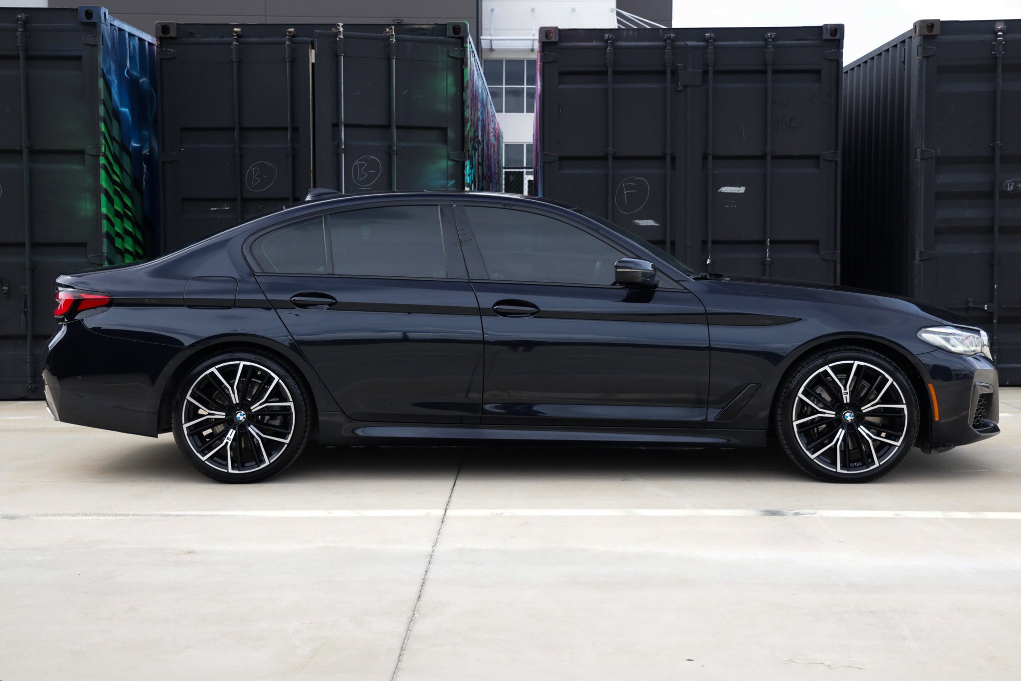 Used 2022 BMW 540i w/ M Sport Package RWD image 16