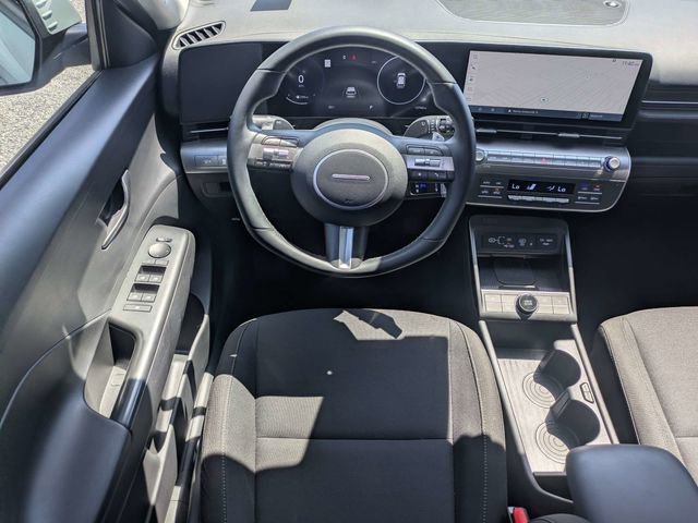 Used 2024 Hyundai Kona SEL w/ Convenience Package FWD image 16