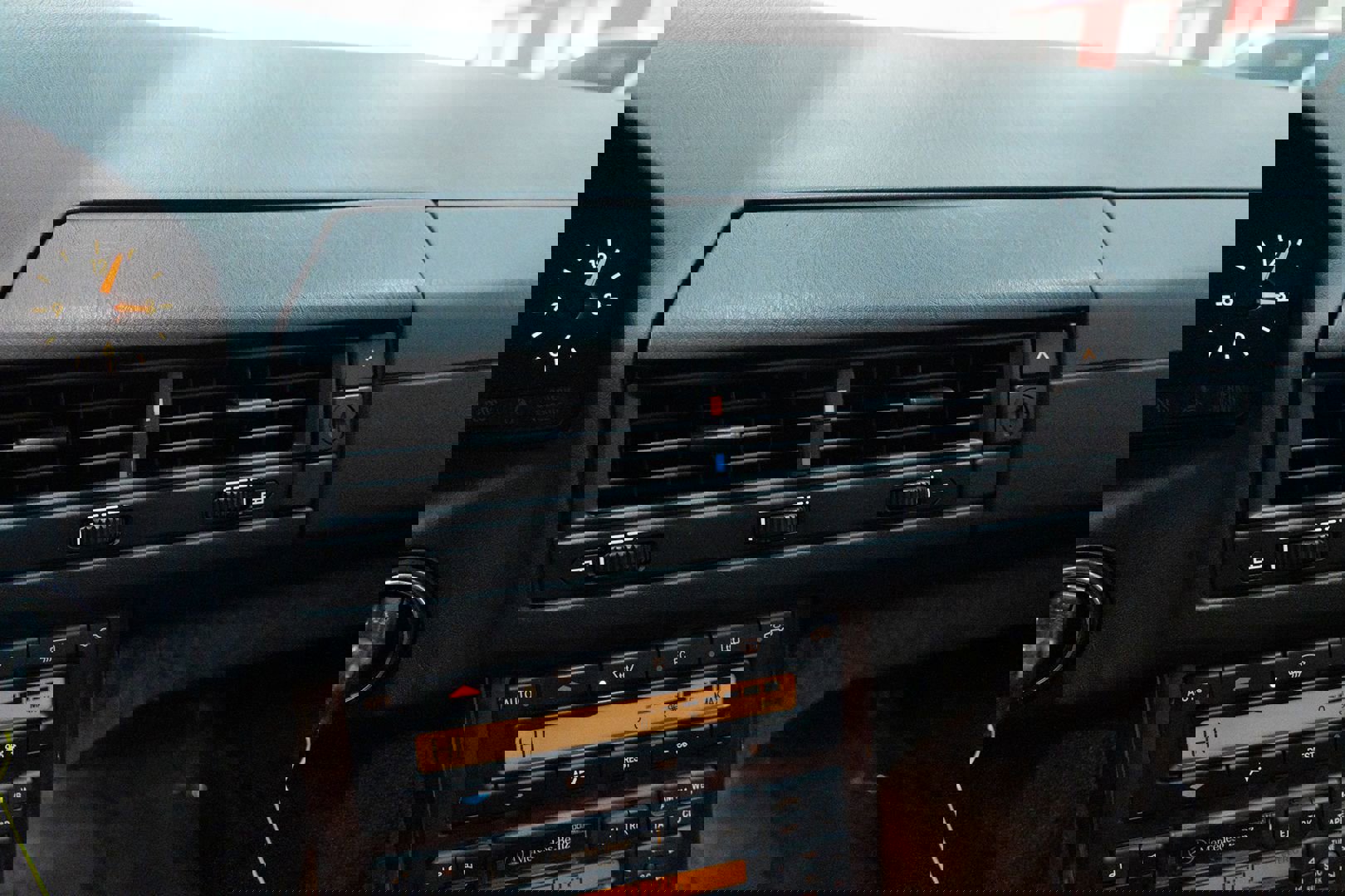 Used 1997 Mercedes-Benz SL 500 image 24