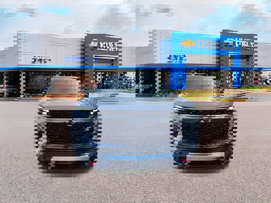 New 2026 Chevrolet Traverse Z71 w/ Enhanced Driving Package image 8